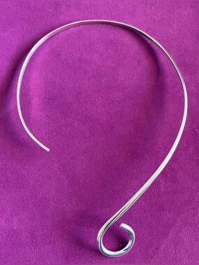 DESIGNER SILVER 925 TORQUE COLLAR /GARY G. SANCHEZ SIGNED 10”L /CAN HOLD PENDANT